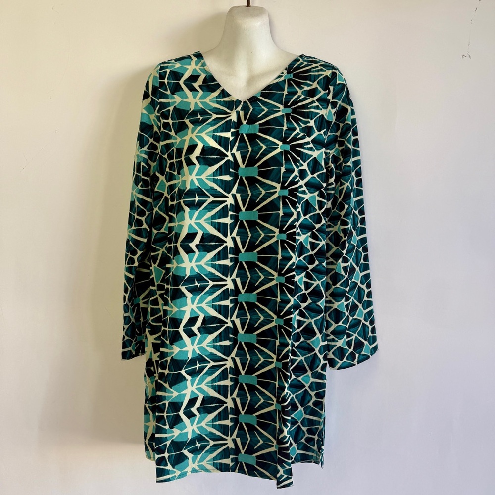 Geometric Back Tie Long Sleeve Mini Dress